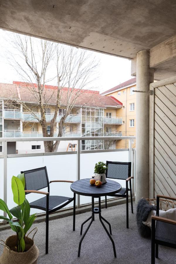 Sleepwell Apartments Allinkatu With Private Sauna And Parking Turku Exterior photo